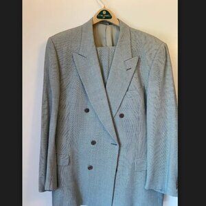Custom Winslowe & Krik Men's Suit, Gray